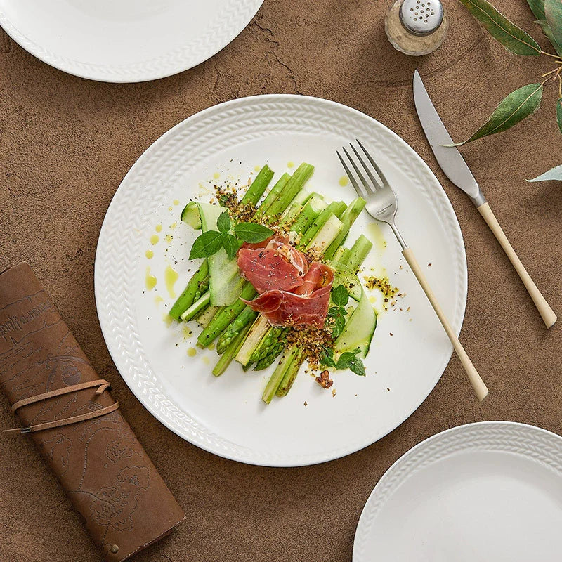 Braided Rim White Ceramic Plate – Elegant Textured Porcelain Dinnerware