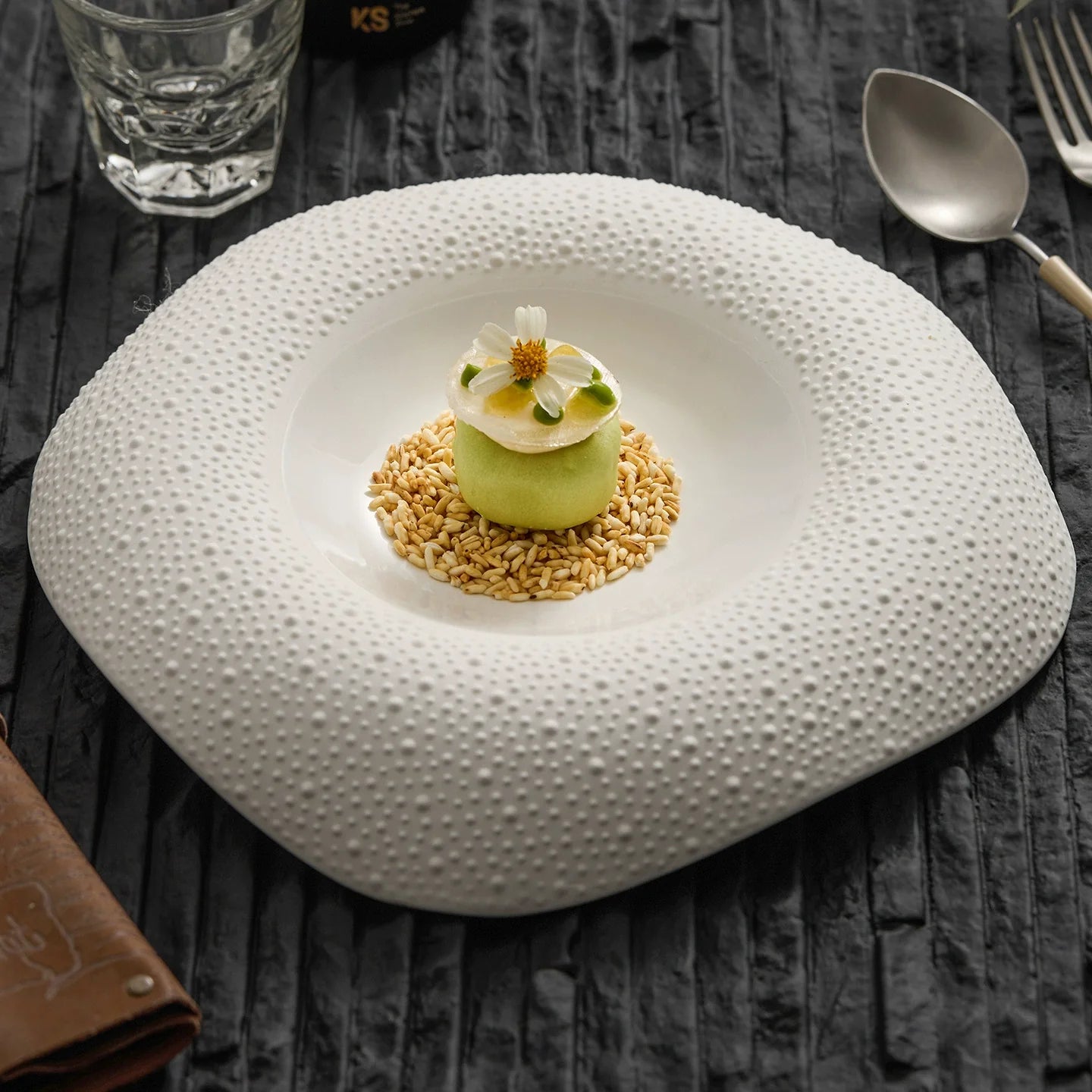 Handcrafted Porcelain Plate with Sesame Grain Texture – Fine Dining Collection