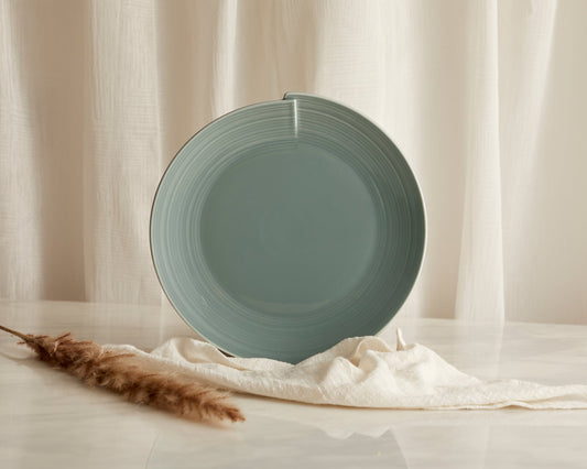 Maeve Porcelain Round Dinner Plate Green